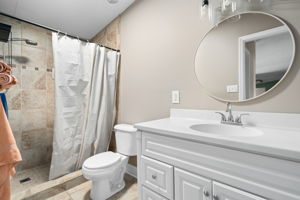  Photo 48