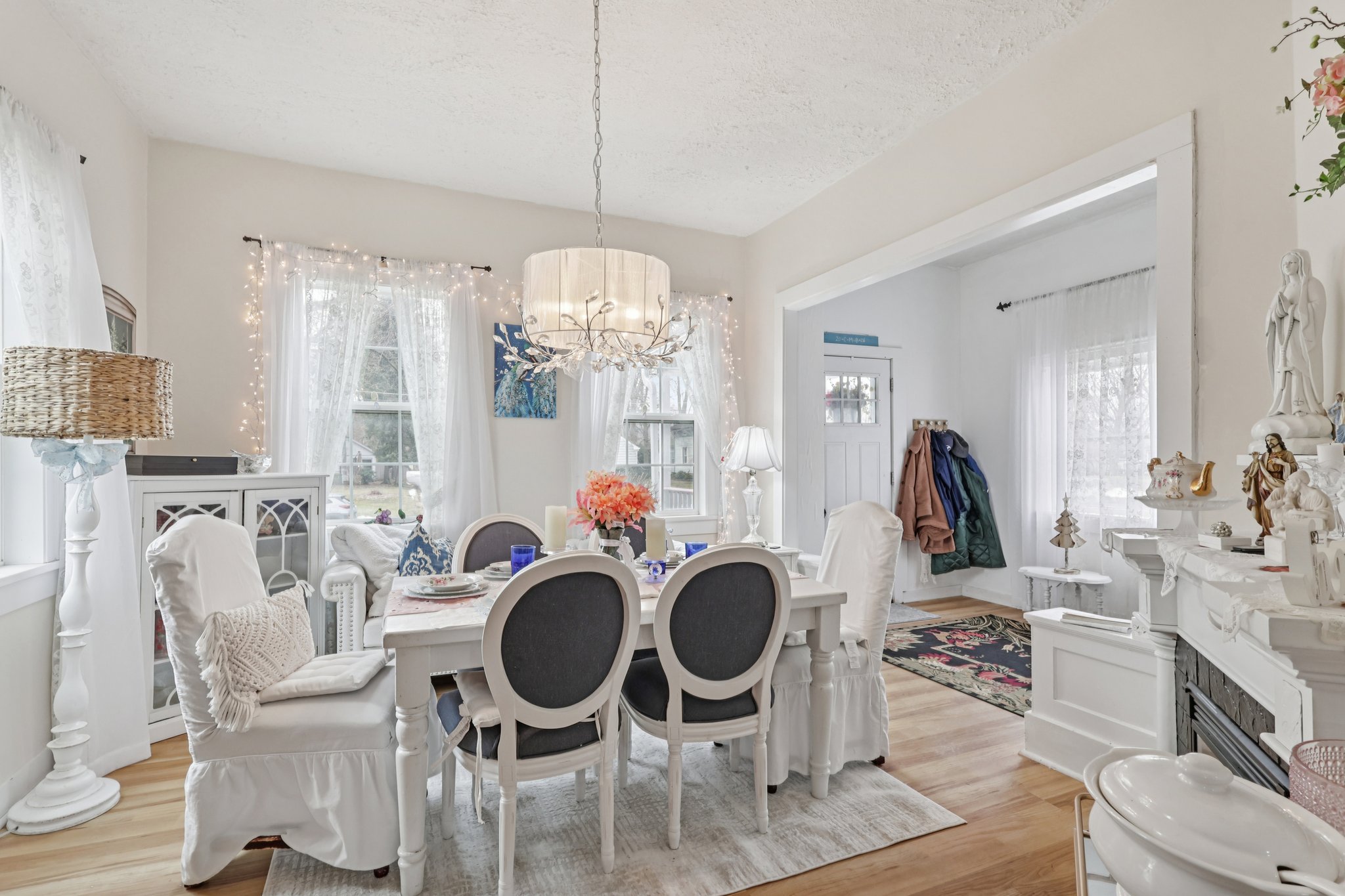 Walnut St-S2002-011.jpg