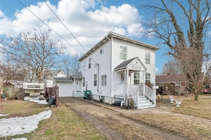 Walnut St-S2002-003.jpg