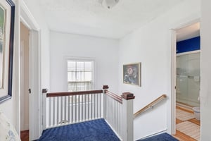 Walnut St-S2002-029.jpg