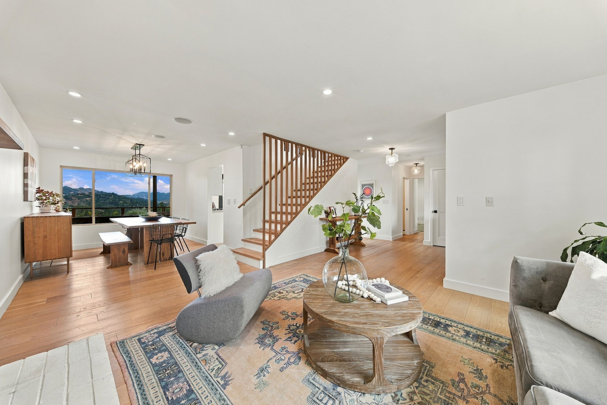 013_F8_145 Warfield Dr