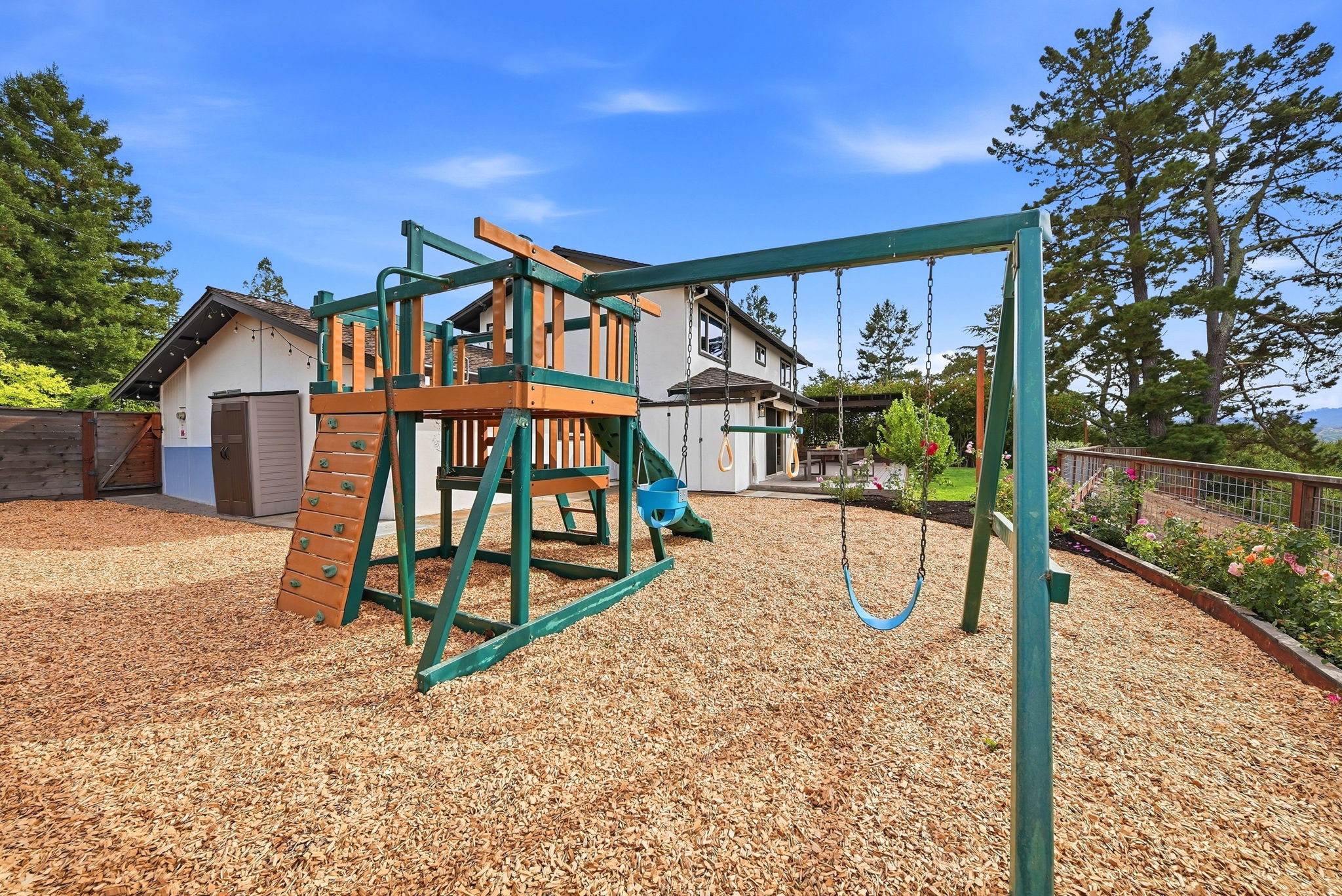 062_F8_145 Warfield Dr