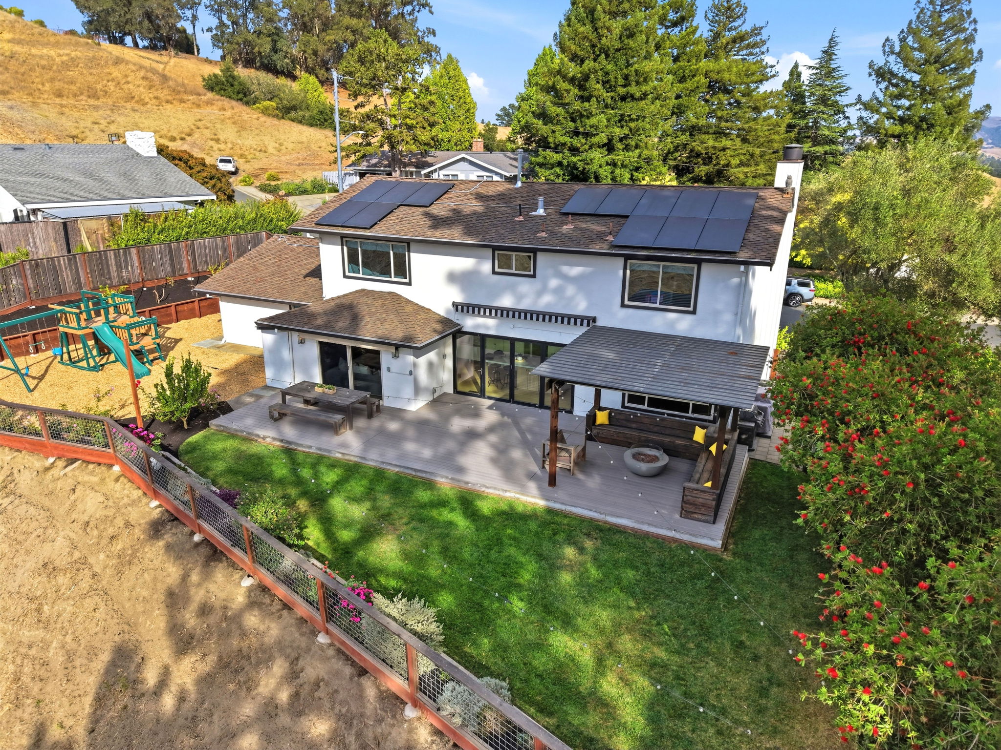 010_F8_AERIAL_145 Warfield Dr
