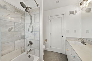 047_F8_145 Warfield Dr