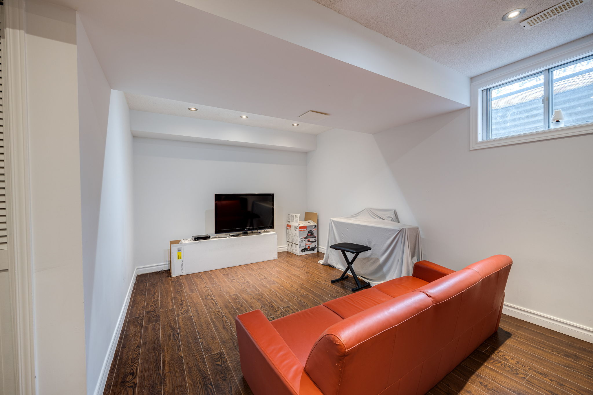 Toronto property showcase — delivered property photograph 18