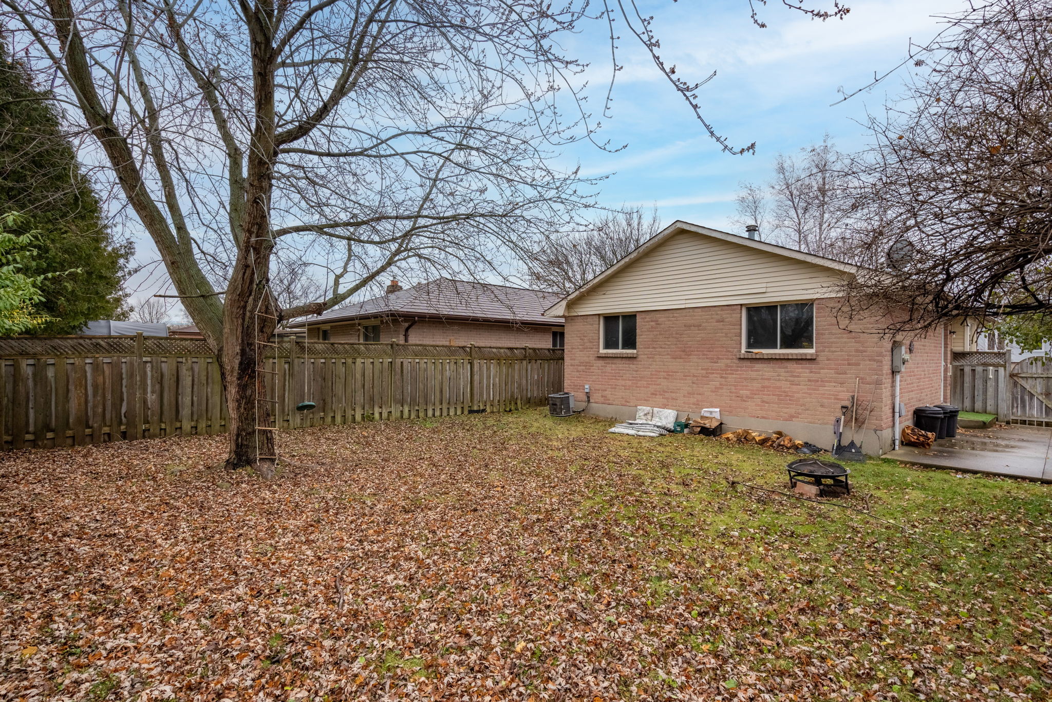 1450 Aldersbrook Rd, London, ON N6G 3V7, Canada Photo 29