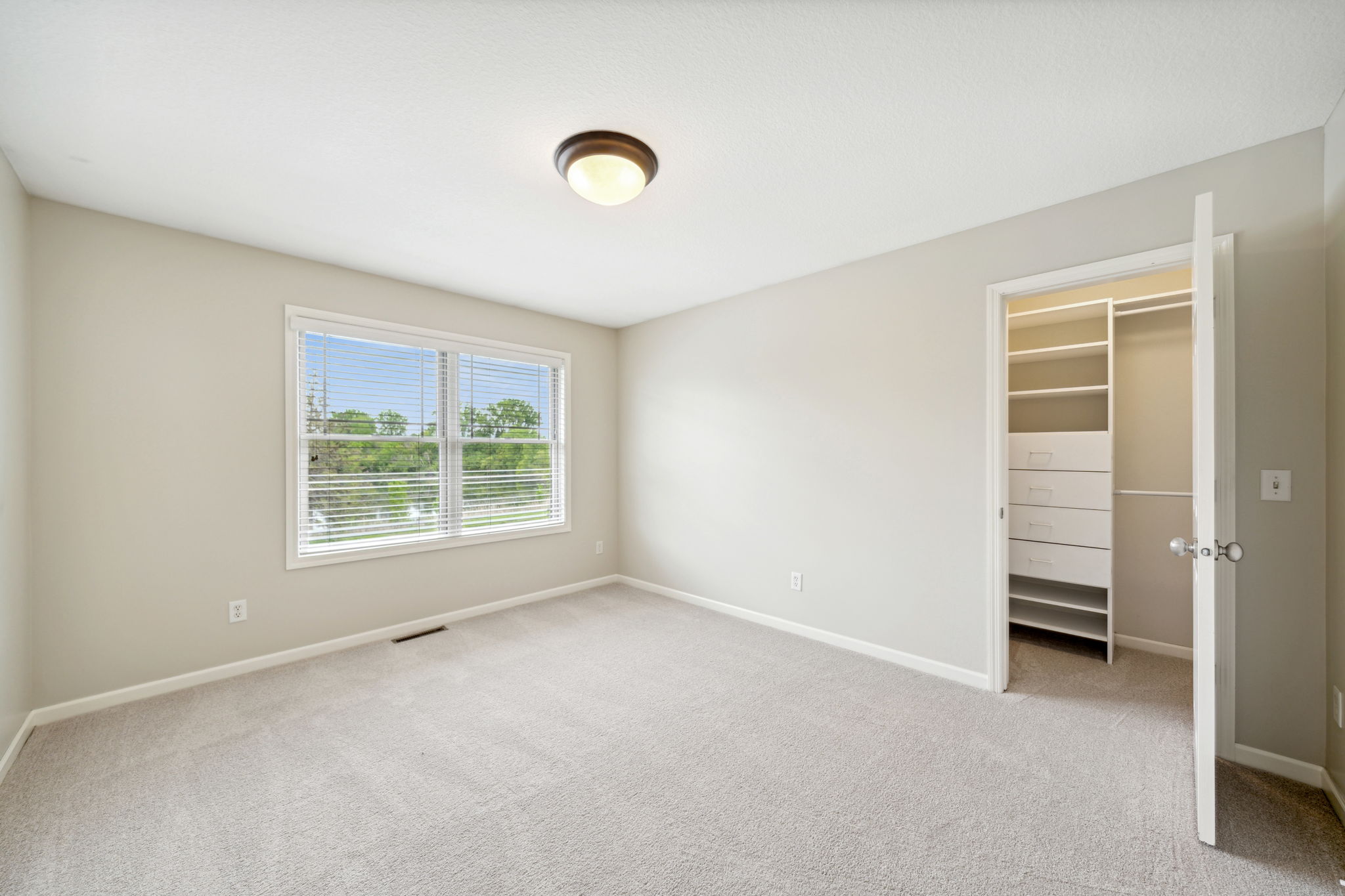14_Interior