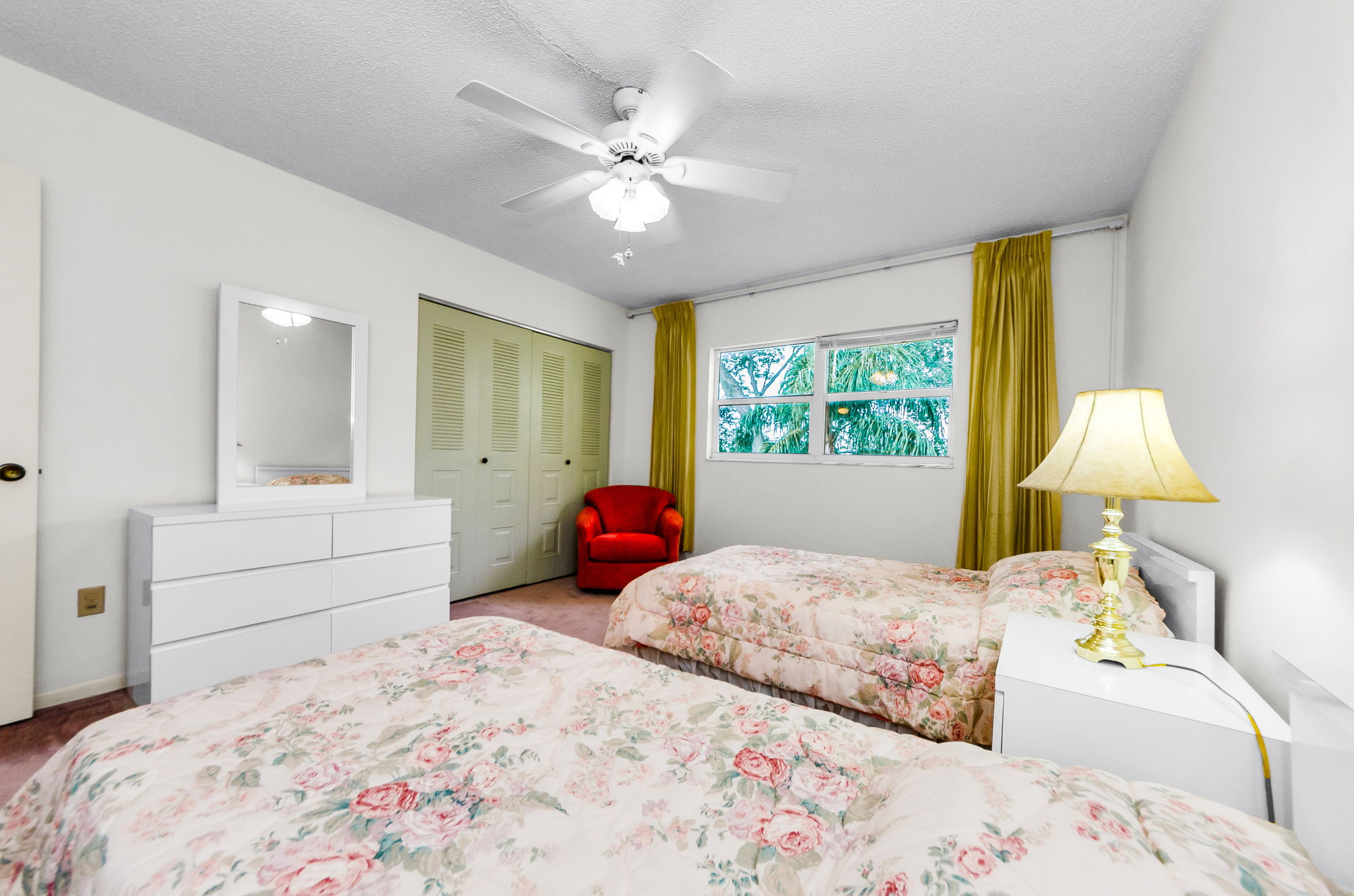 Bedroom 1b