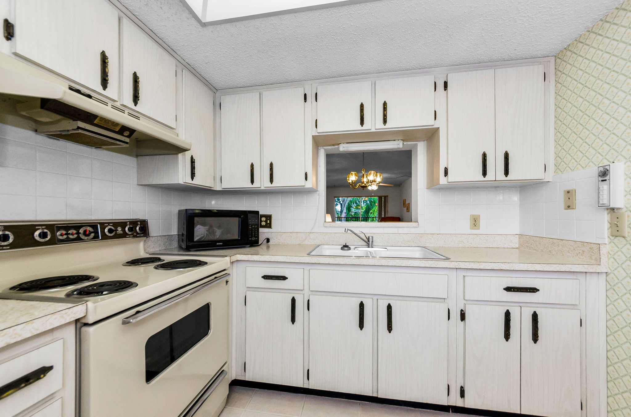 Kitchen 3
