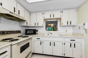 Kitchen 3