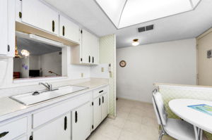 Kitchen 4