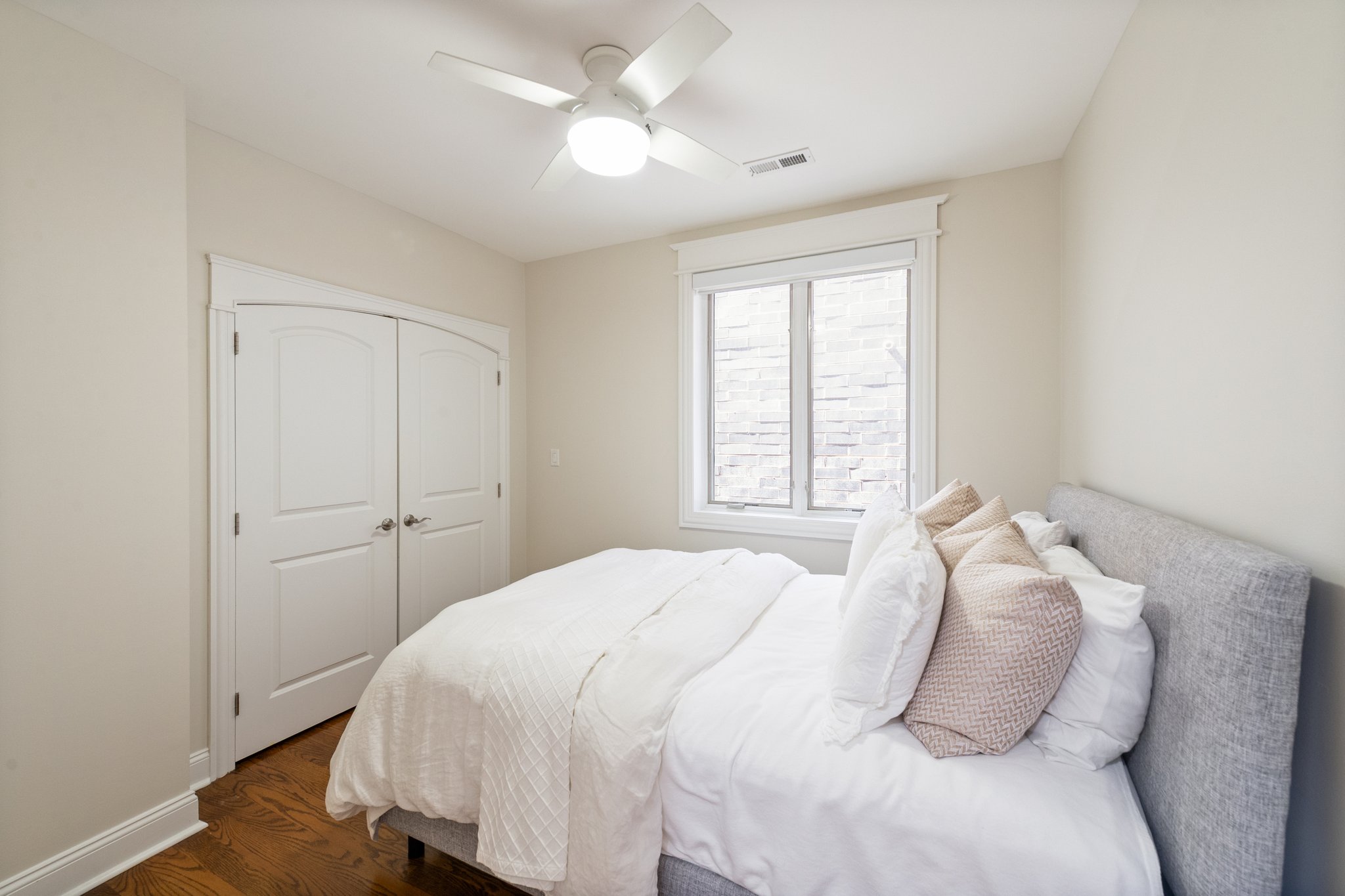1450 W Chestnut St 2_017.jpg
