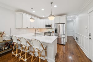 1450 W Chestnut St 2_008.jpg