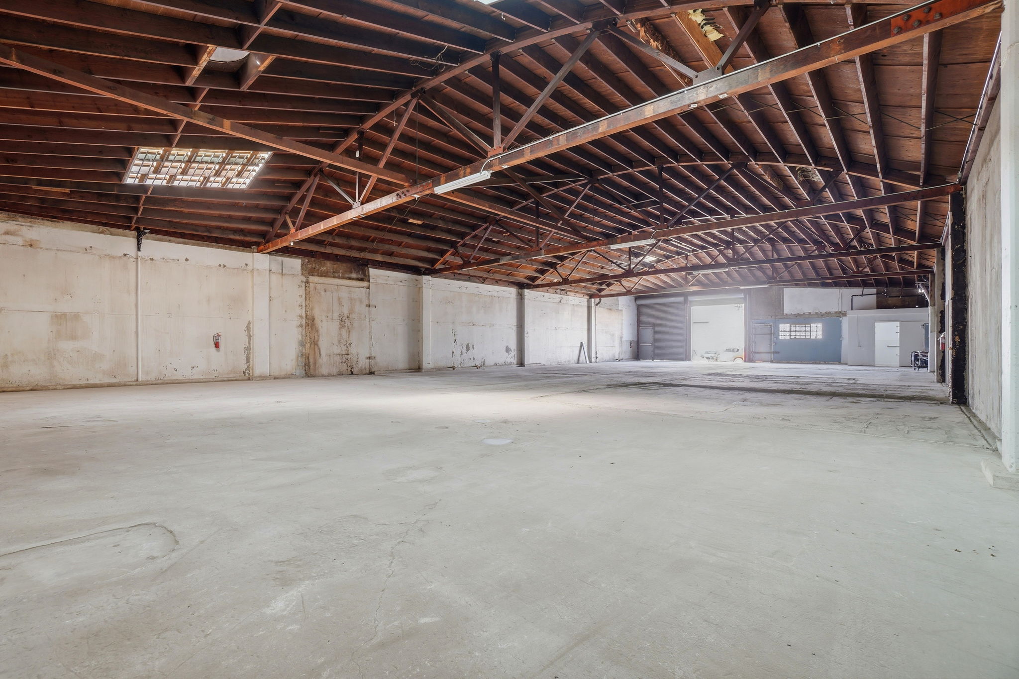 008_F8_1450 Wallace Ave