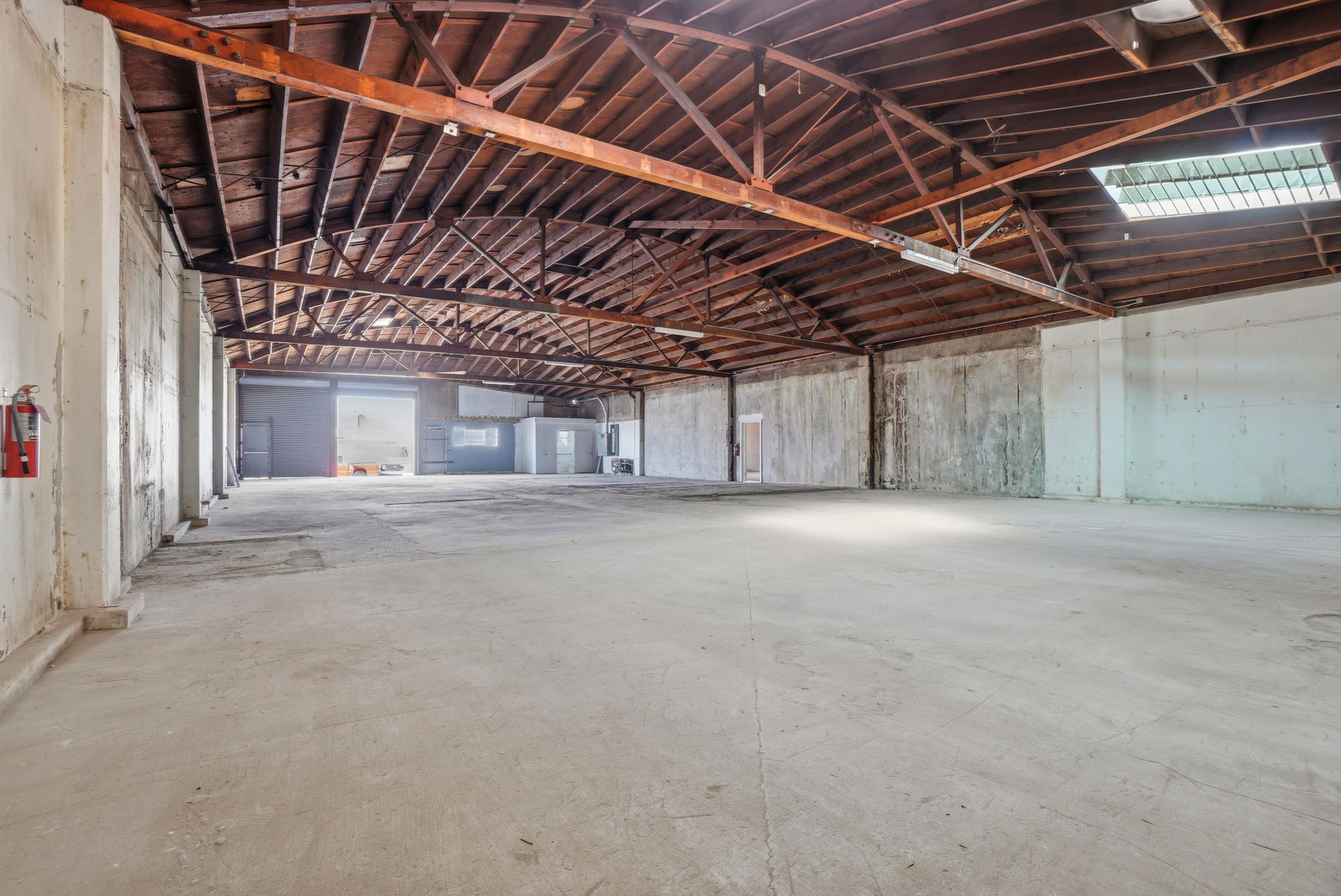 009_F8_1450 Wallace Ave