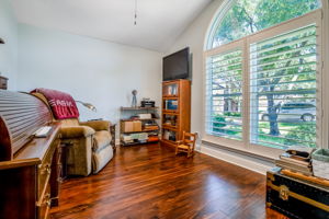 Bedroom/Office