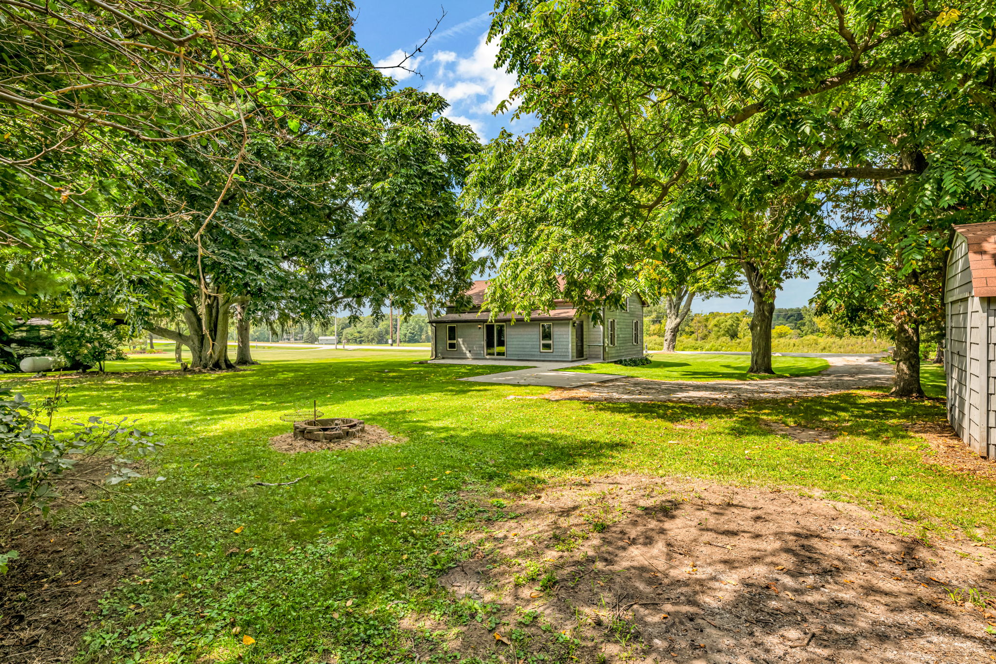  Photo 43