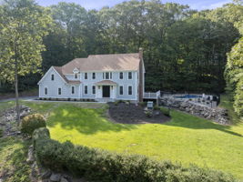  Photo 0