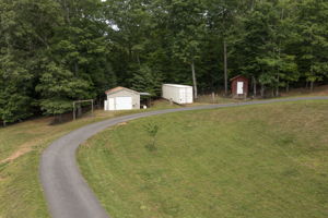  Photo 0