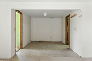  Photo 38