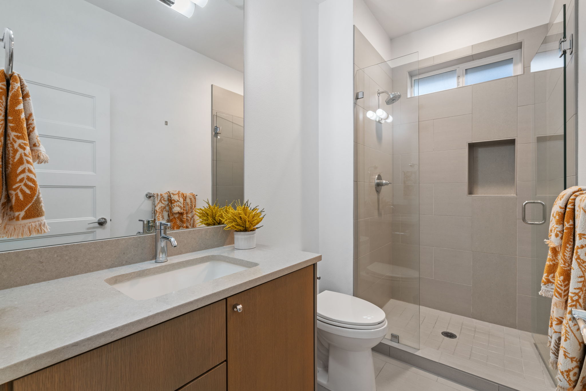 Bathroom adjacent to bedroom #4