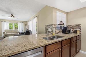 14513 Markland Greens Pl, Tampa, FL 33625, USA Photo 13