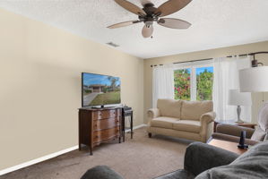 14513 Markland Greens Pl, Tampa, FL 33625, USA Photo 16