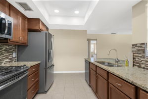 14513 Markland Greens Pl, Tampa, FL 33625, USA Photo 11