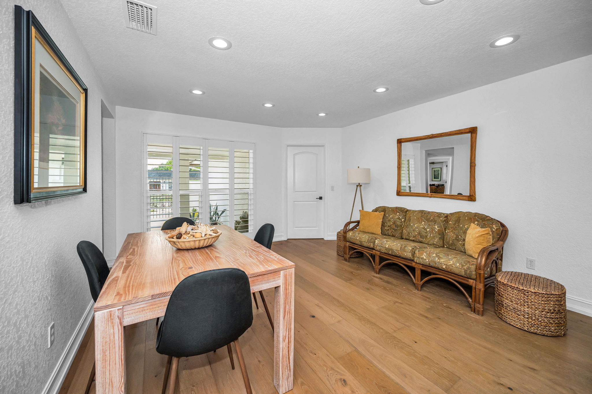 Dining Room4