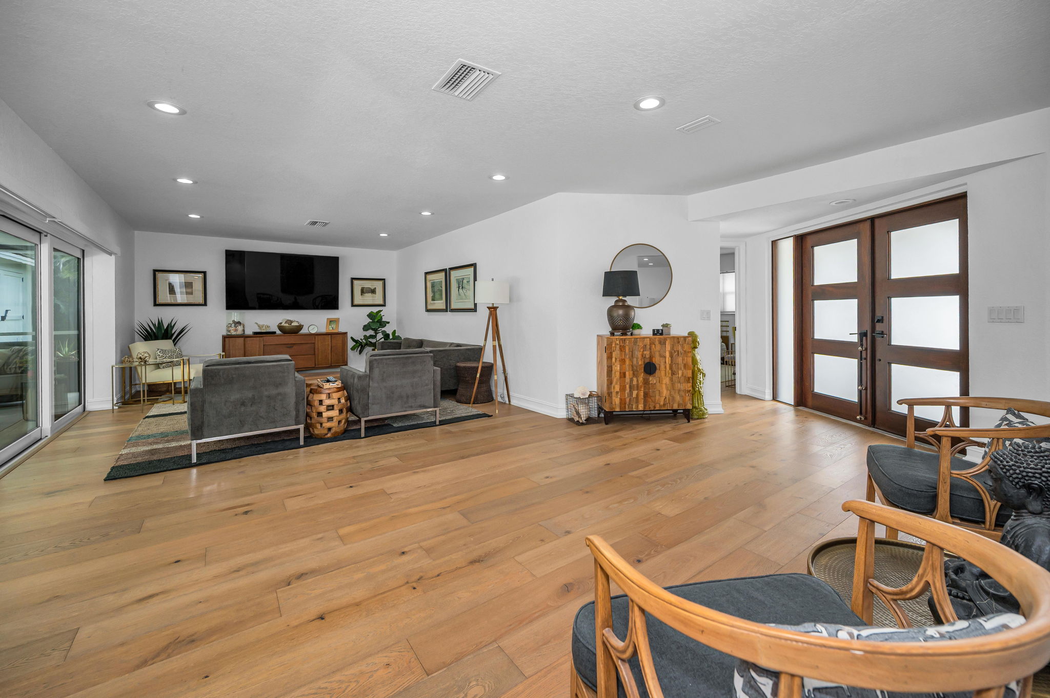 Living Room2