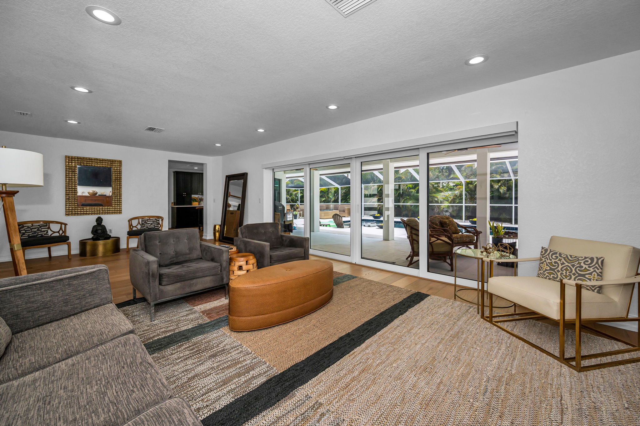 Living Room5