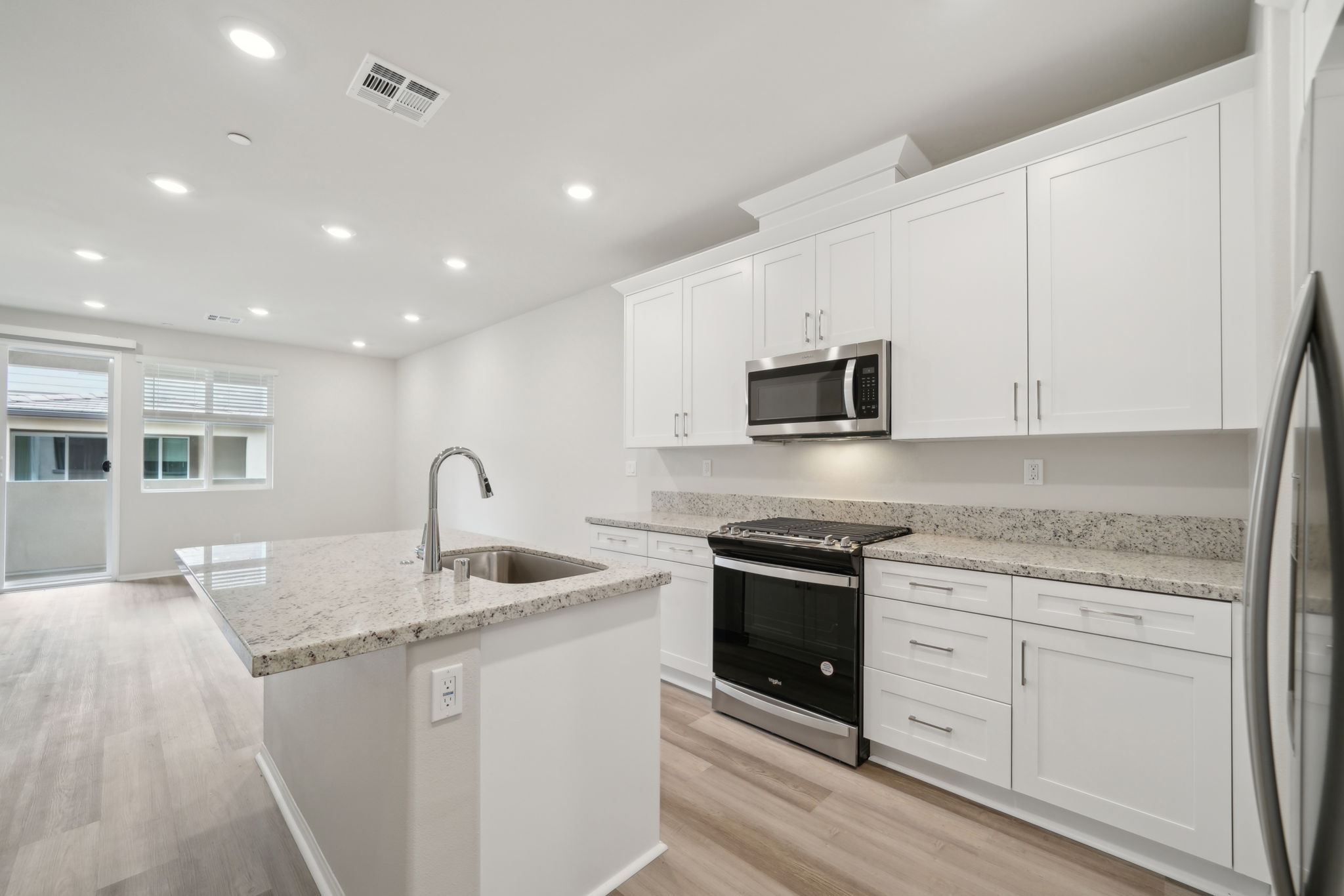 SoCal - Stratus - 1452 Stratus Dr, Pomona, CA 91768 - 017
