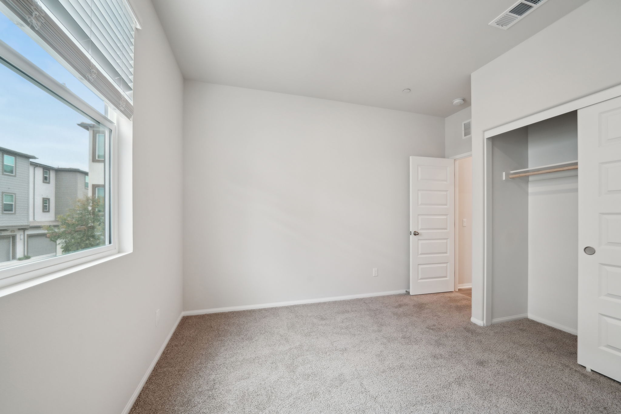 SoCal - Stratus - 1452 Stratus Dr, Pomona, CA 91768 - 021