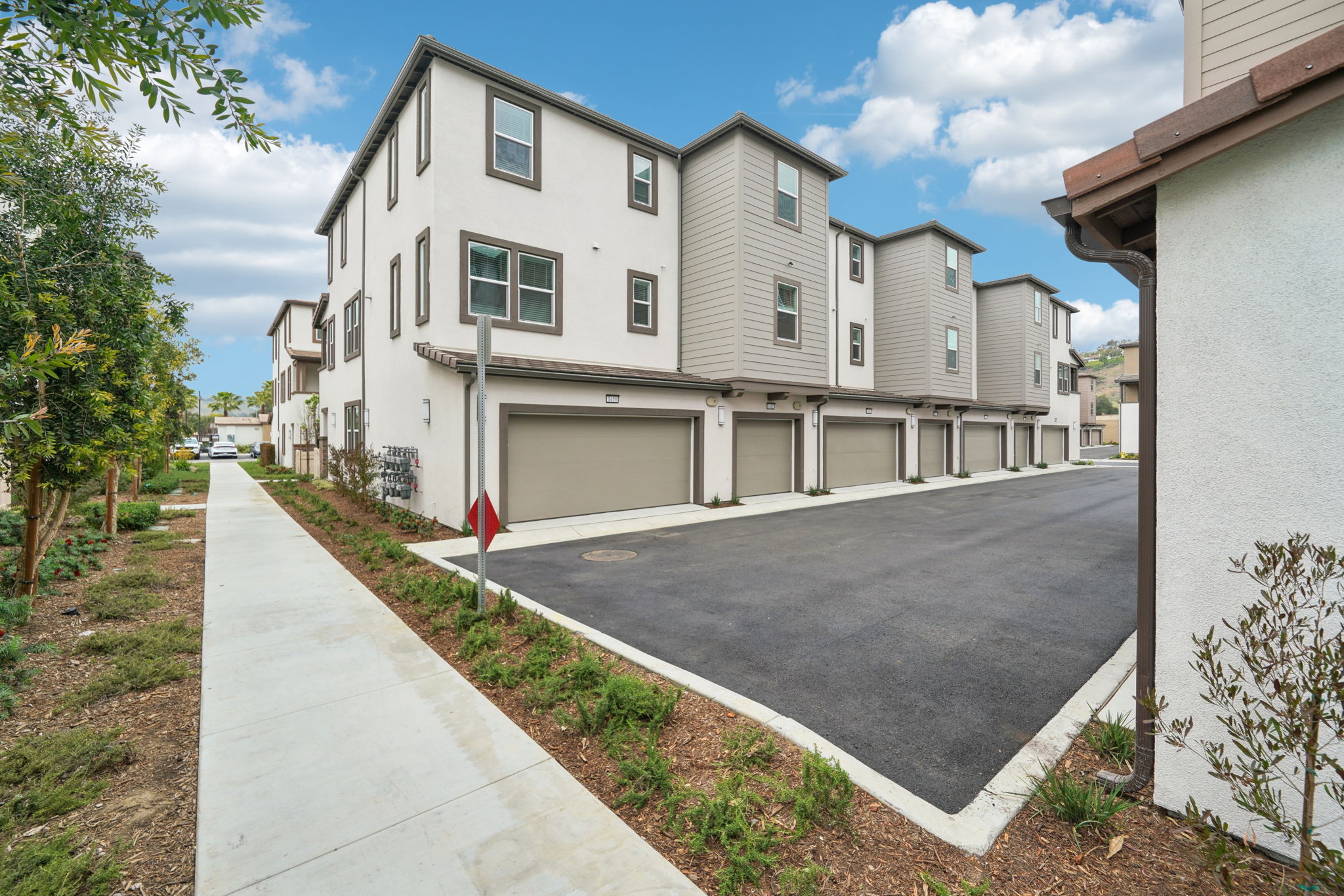 SoCal - Stratus - 1452 Stratus Dr, Pomona, CA 91768 - 052