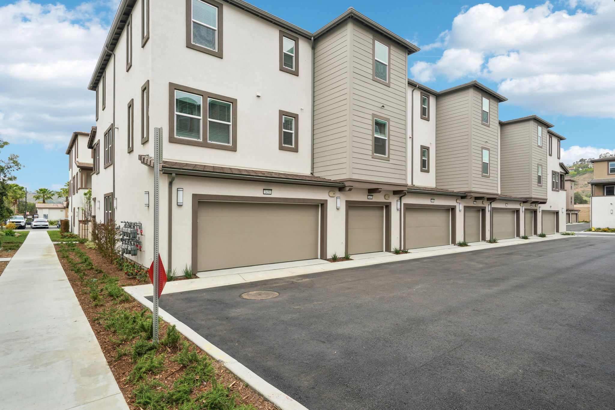SoCal - Stratus - 1452 Stratus Dr, Pomona, CA 91768 - 053