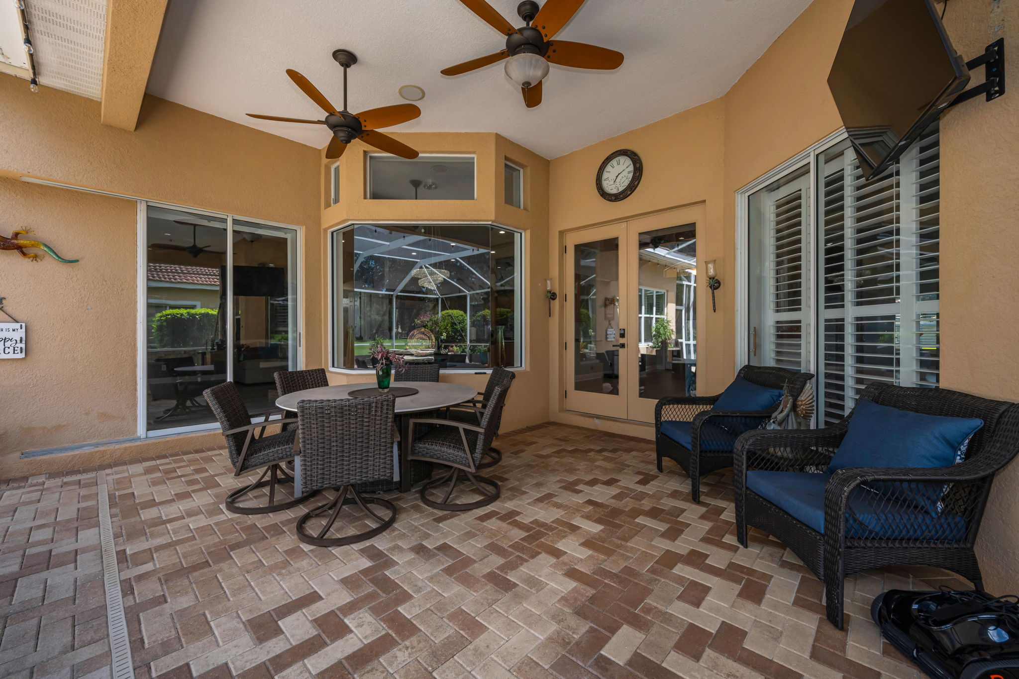 Lanai 2