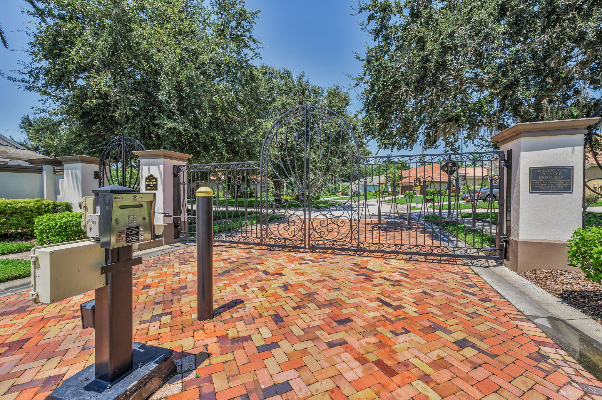 Salano Gated Entry4