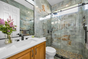 Bathroom 2a