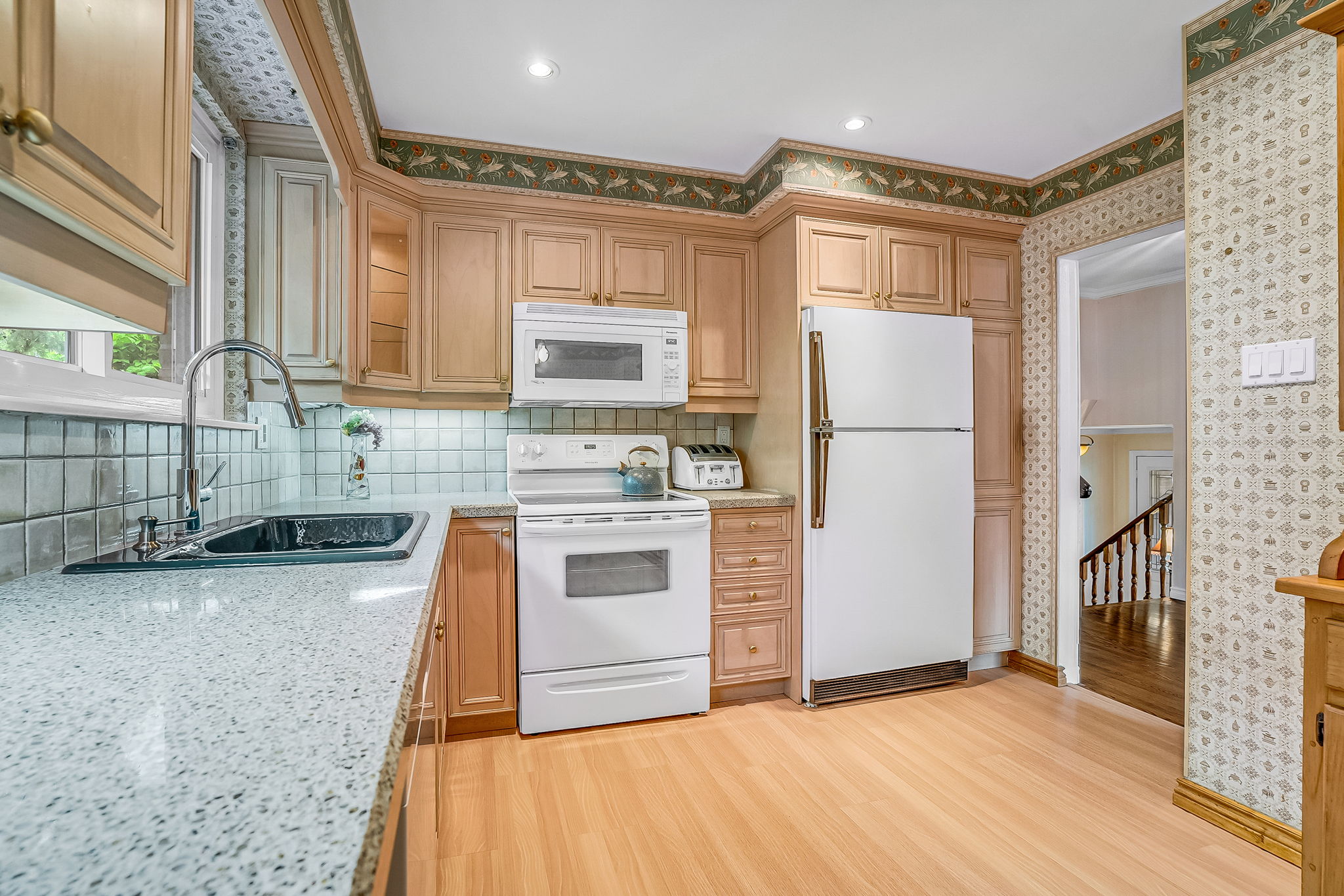 20-kitchen3