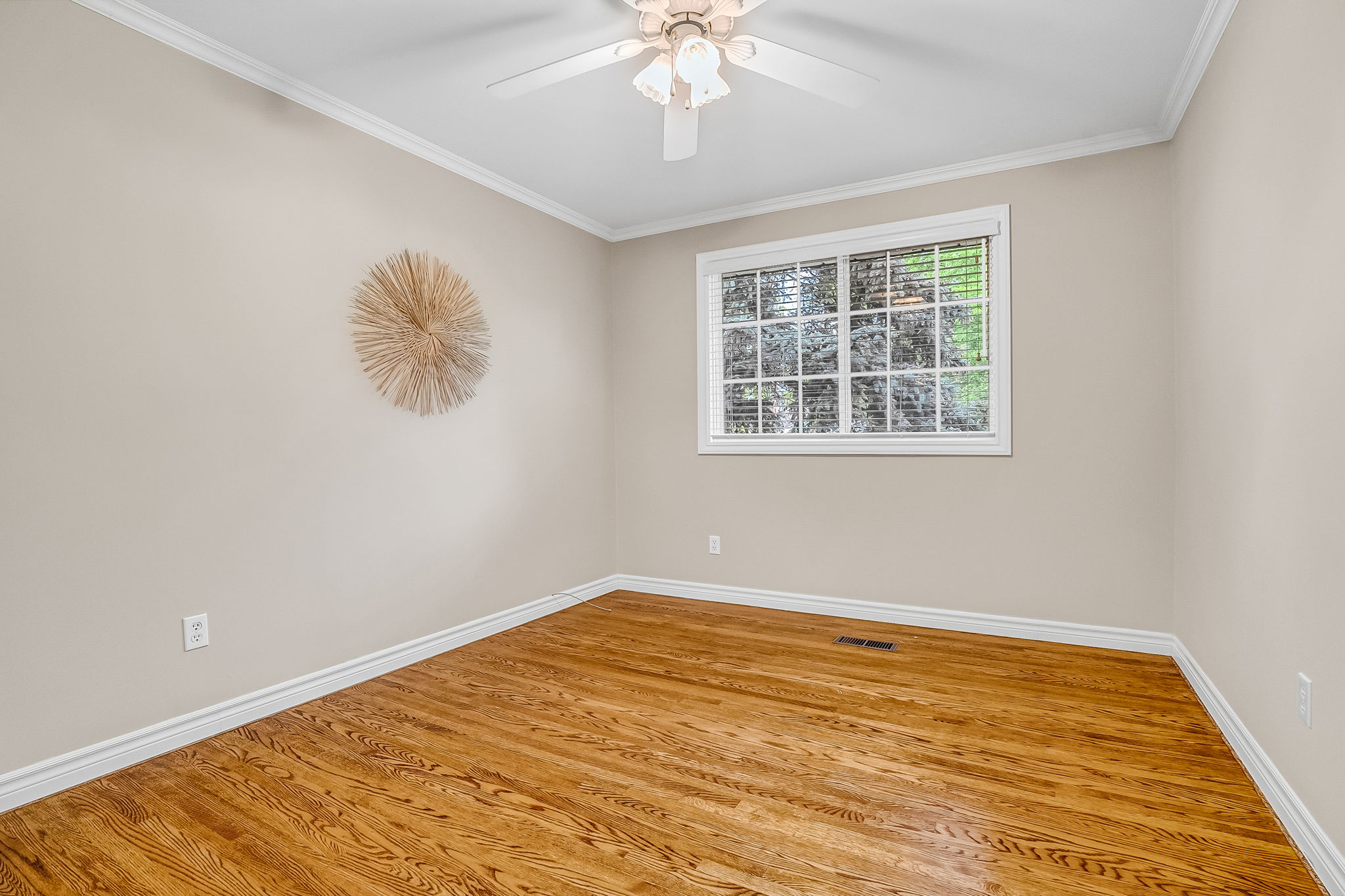 36-second bedroom1