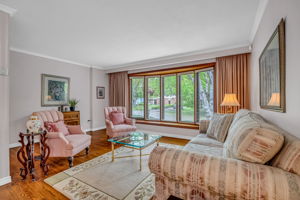 11-living room2
