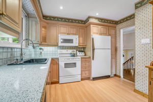 20-kitchen3