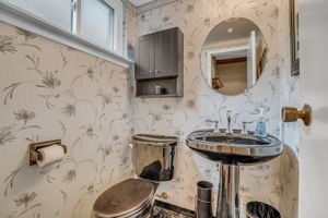 27-powder room1