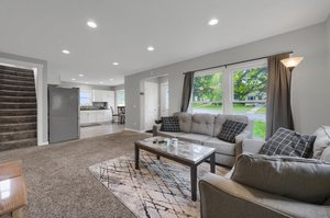 1454 Maywood St N, St Paul, MN 55117, USA Photo 4