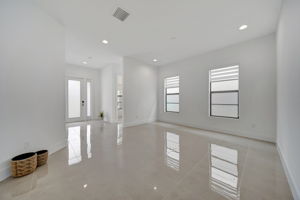 1720 SW 35th Ave, Fort Lauderdale, FL 33312, US Photo 31