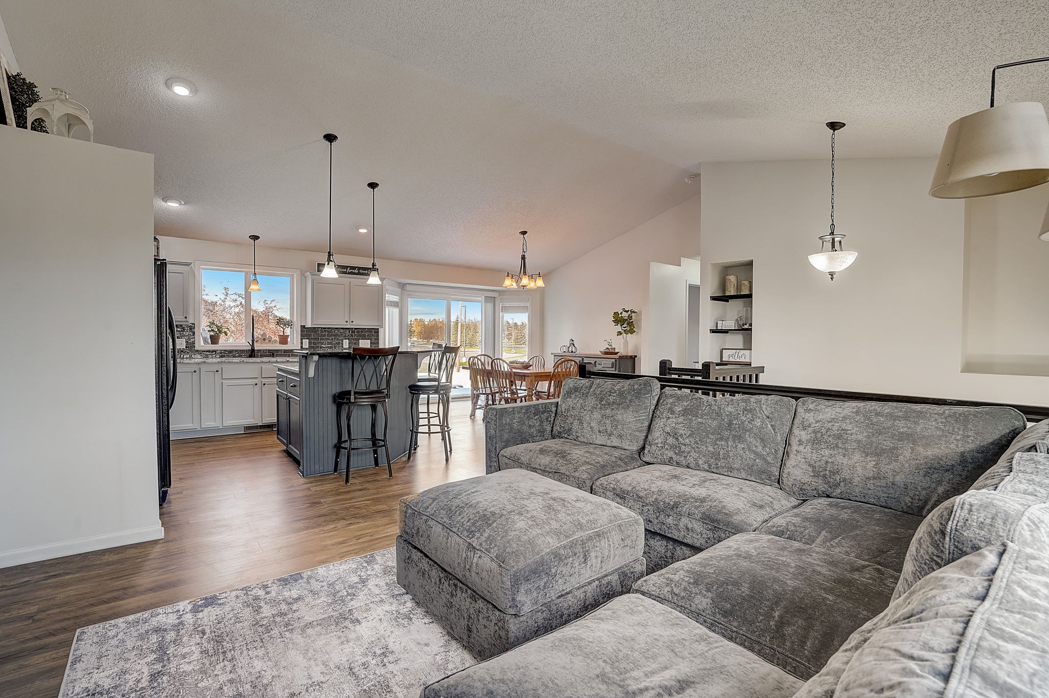 14548 Blackberry Way, Rosemount, MN 55068 ShowingTime+ Listing Media