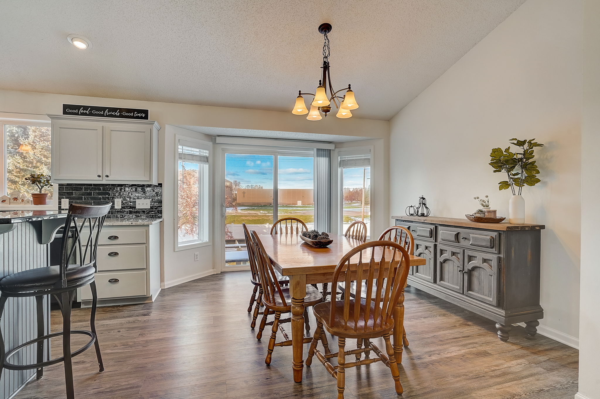 14548 Blackberry Way, Rosemount, MN 55068 ShowingTime+ Listing Media