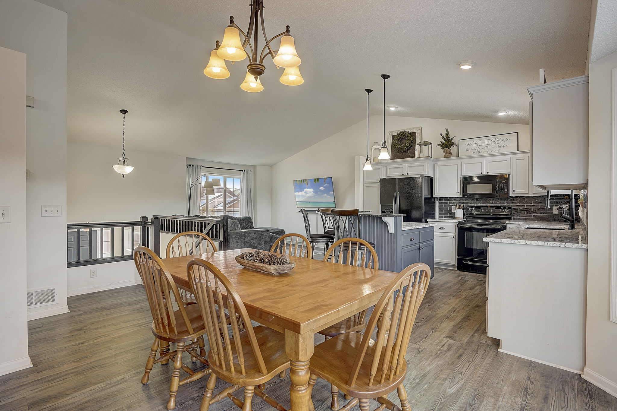14548 Blackberry Way, Rosemount, MN 55068 ShowingTime+ Listing Media