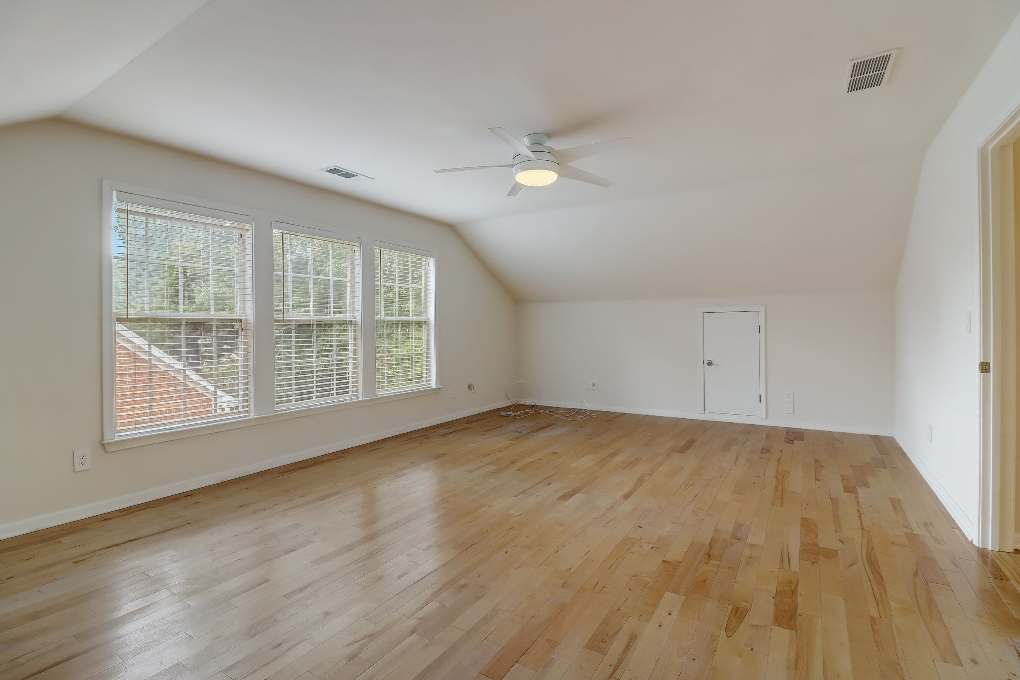 Eastham Dr-033