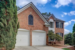 Eastham Dr-001